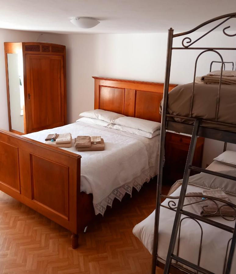Cjasa Da Puci Apartment Ovaro Luaran gambar
